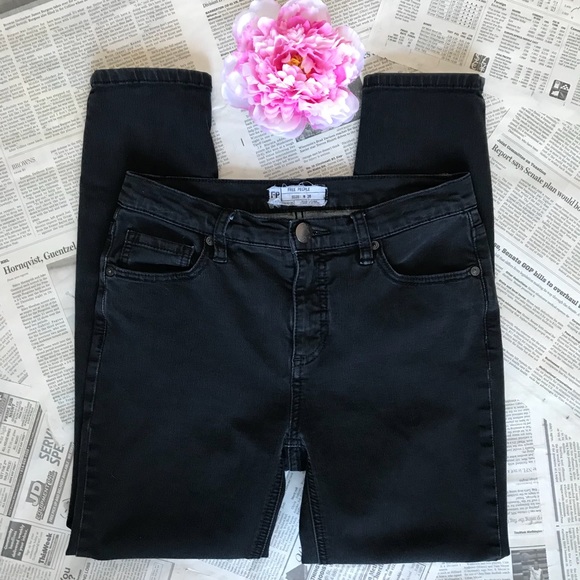 Free People Denim - Free People Skinny Cropped Faded Black Jeans